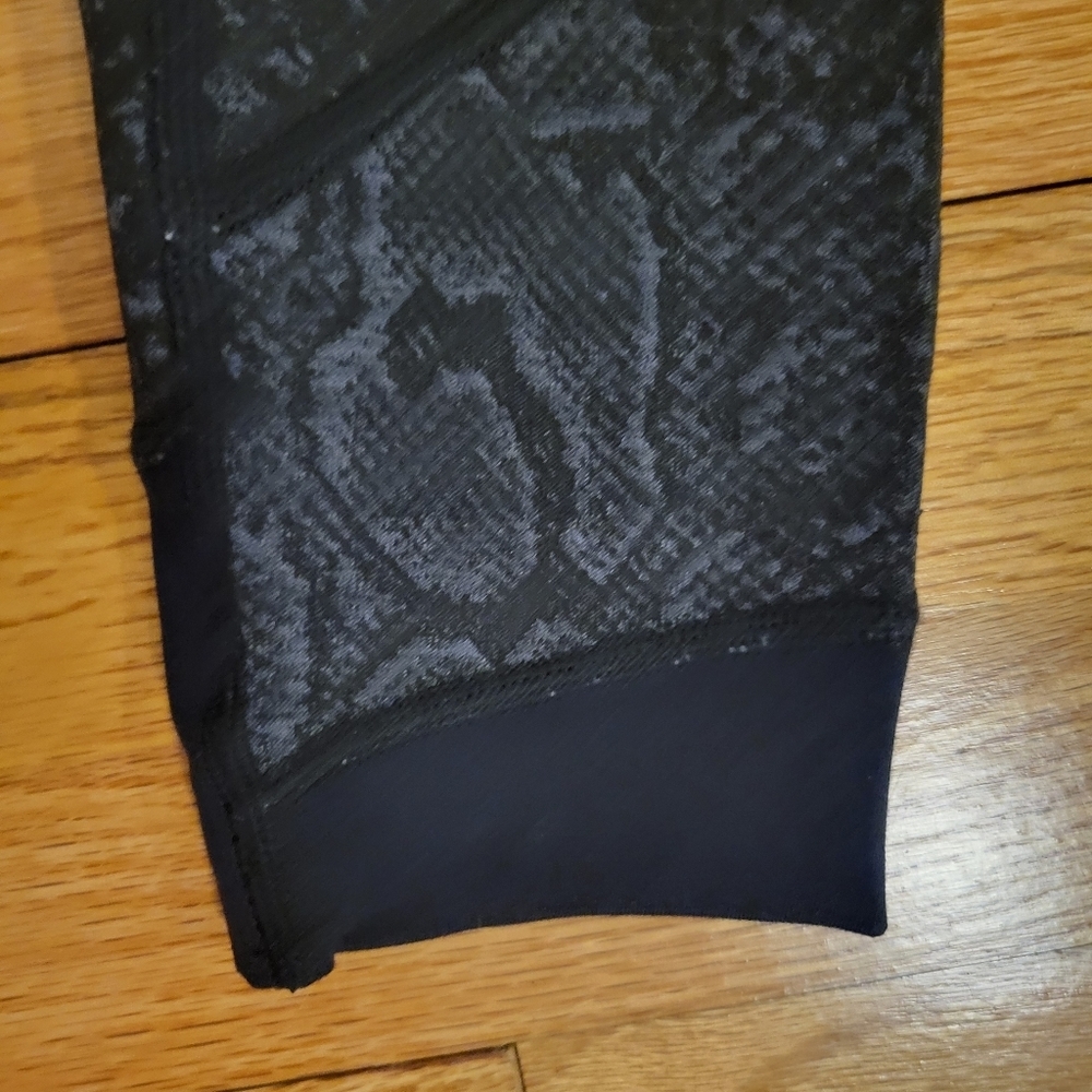 Vimmia Reversible Python Compression Leggings Wom… - image 6